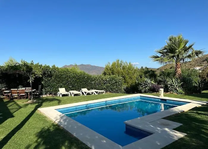 Villa Pool-side Chic In Beautiful Countryside Mijas