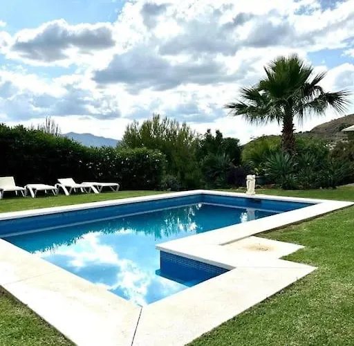 Pool-side Chic In Beautiful Countryside * Mijas