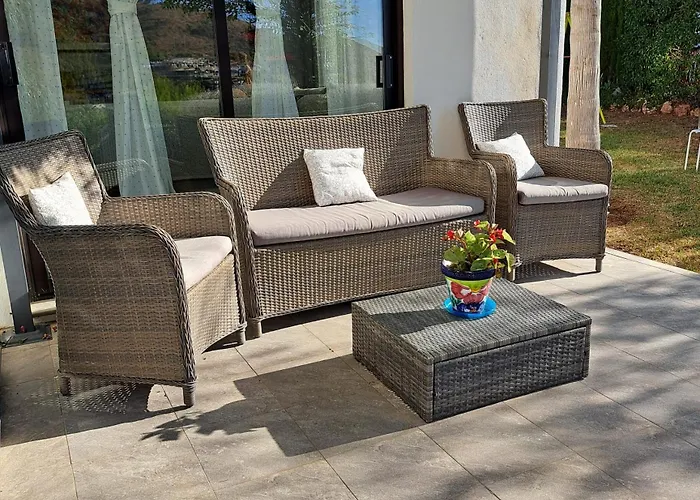 Villa Pool-side Chic In Beautiful Countryside *