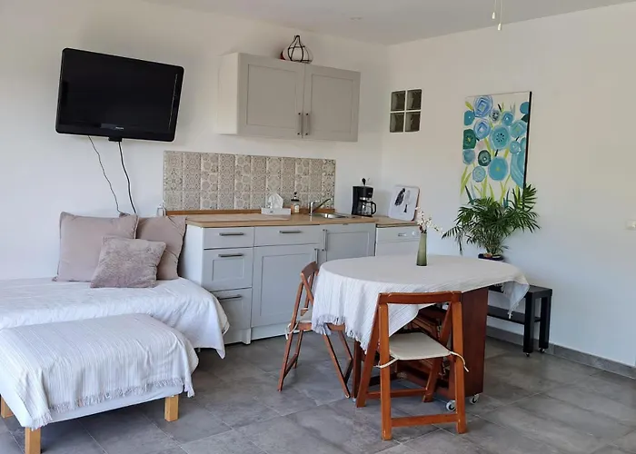 Villa Pool-side Chic In Beautiful Countryside Mijas